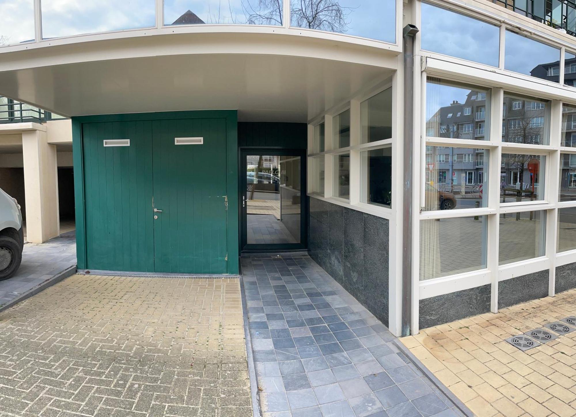 Appt Pablo Met Prive-Garage, Vlakbij Zee, In Koksijde-Bad Apartment Exterior photo